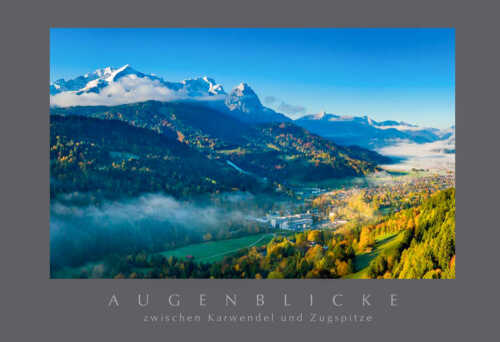 Blick von der Pfeifferalm über Garmisch-Partenkirchen zum Zugspitzmassiv.- 1100 Anzlesau