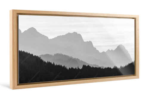Zugspitzmassiv Silhouetten | Foto im Schattenfugen-Rahmen