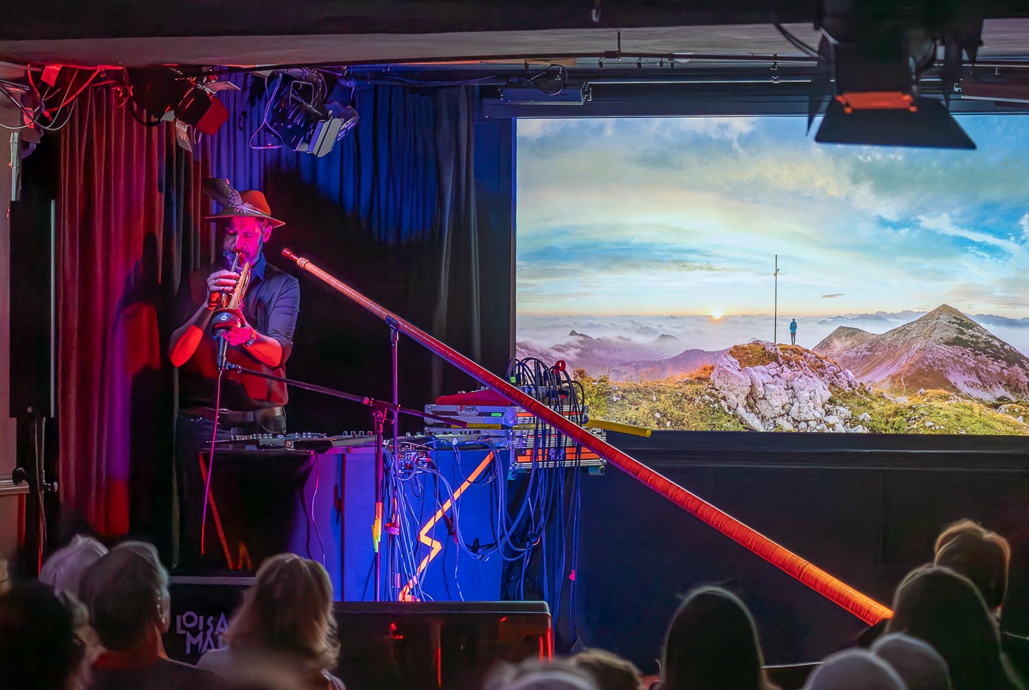Bergwelten in Concert - Marci spielt auf im Fraunhofer - 