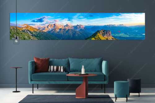 Signalkopf mit Karwendel- und Wettersteingebirge - Abflug - Größe ca. 350x70cm, Seitenverhältnis 5:1 - Gleitschirm im Karwendel - weitere Infos unter https://www.kriner-weiermann.de