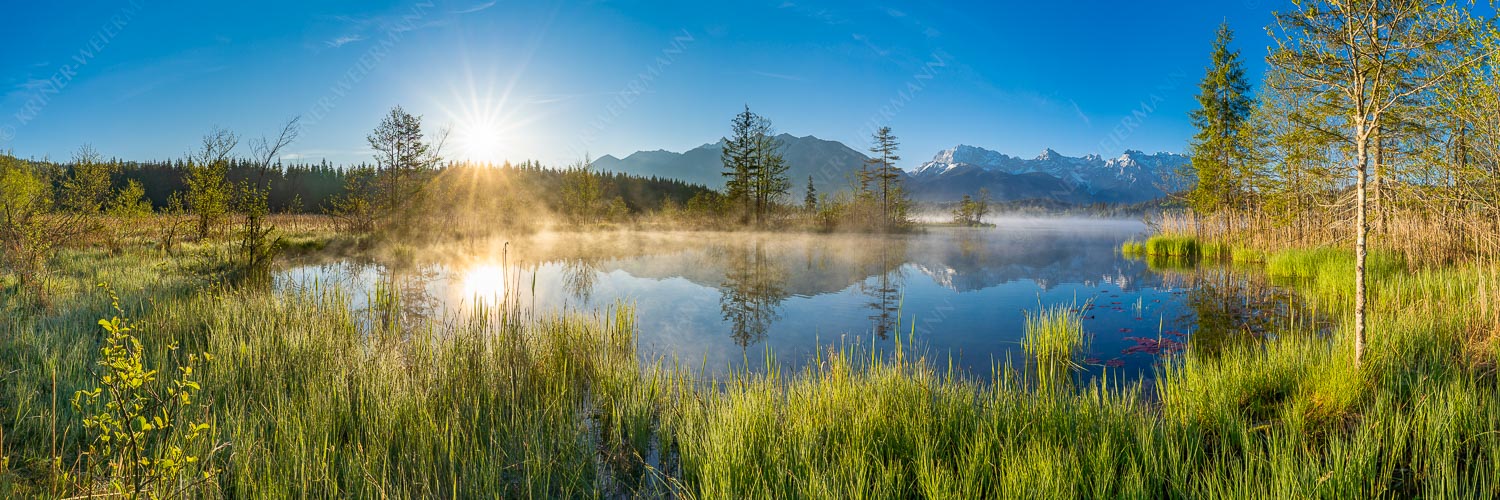 Sonnenaufgang am Barmsee mit Blick zum Karwendel - Am Barmsee - Barmsee mit Karwendel - weitere Infos bei <a href="https://www.kriner-weiermann.de">Kriner-Weiermann.de</a>