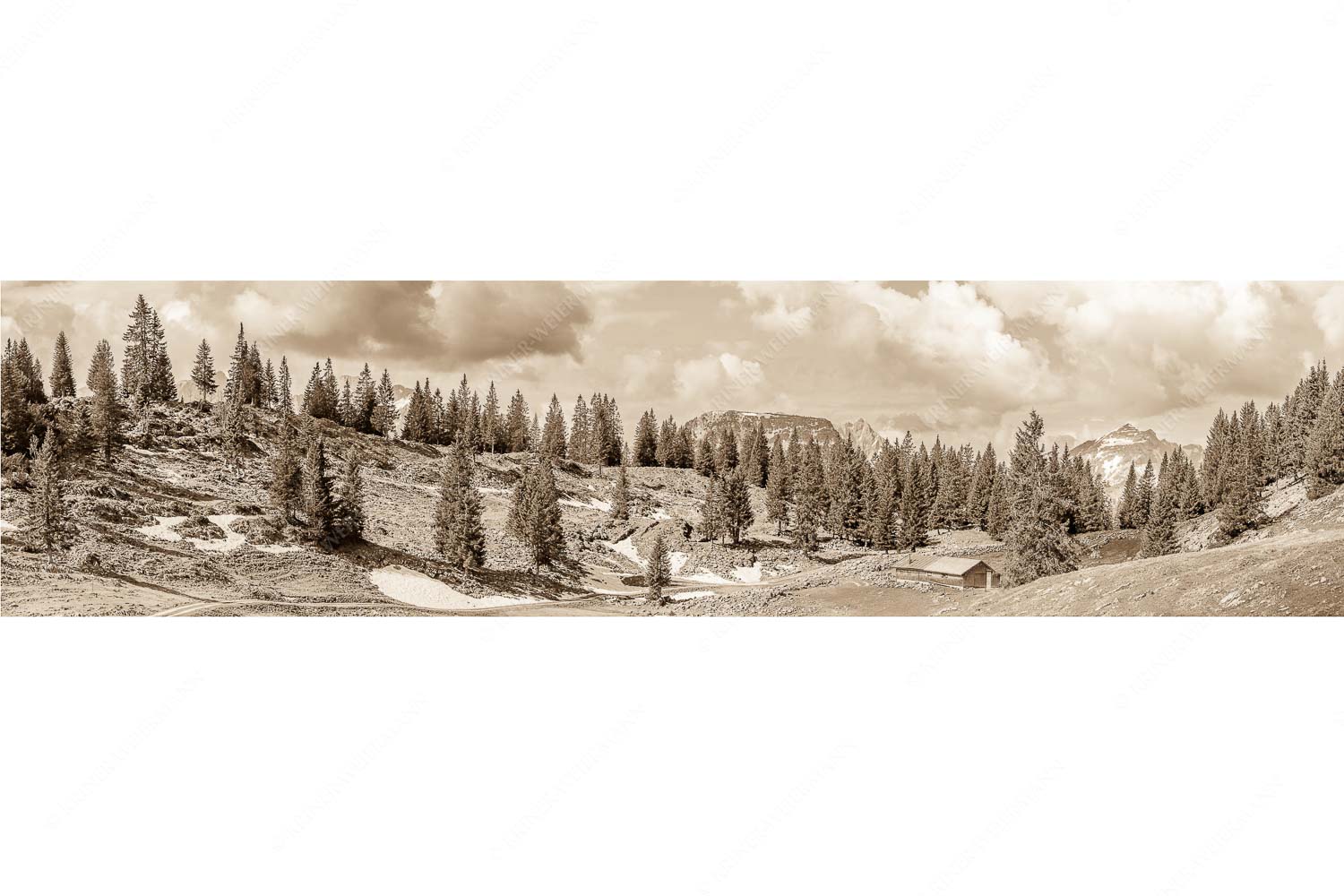 An der Moosenalm – Seitenverhältnis 4:1 — Vorderskopf und Soiernspitze Blick von der Moosenalm zum Soierngebirge