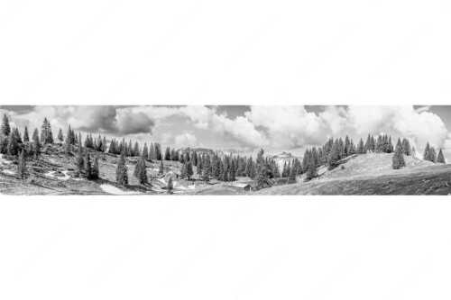 Blick von der Moosenalm zum Soierngebirge - An der Moosenalm - Seitenverhältnis 5:1 - Vorderskopf und Soiernspitze - weitere Infos unter https://www.kriner-weiermann.de