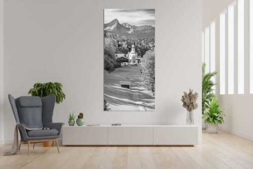 Kirche St. Anna in Wamberg mit Daniel im Hintergrund - Anna und Daniel - Größe ca. 90x180cm, Seitenverhältnis 1:2 - Kirche in Wamberg - weitere Infos unter https://www.kriner-weiermann.de