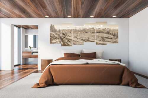 Blick über Krüneralm ins Karwendelgebirge - Auf da Krüneralm - 6er Split, Größe ca. 280x112cm, Seitenverhältnis 2,5:1 - Kühe auf der Alm im Estergebirge - weitere Infos unter https://www.kriner-weiermann.de
