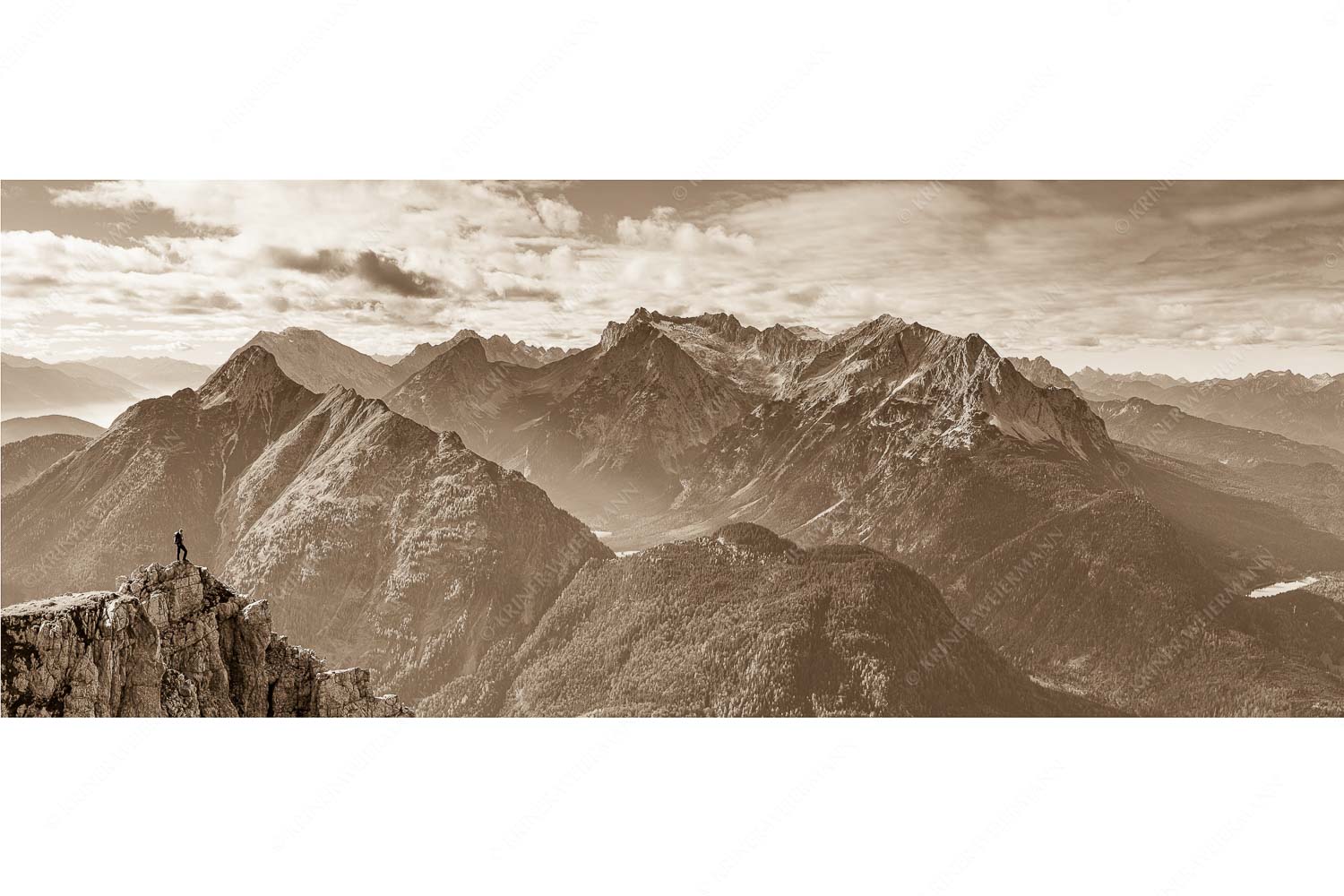 Blick vom Karwendel auf Arnspitzen und Wettersteinmassiv