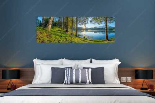 Blick über den Wildensee zum Sonnenaufgang im Soierngebirge mit Karwendel - Blaubeerwald - Größe ca. 180x60cm, Seitenverhältnis 3:1 - Sonnenaufgang am Wildensee - weitere Infos unter https://www.kriner-weiermann.de