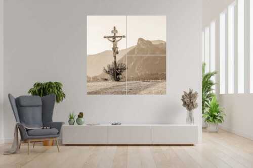 Wegkreuz mit Kofel im Hintergrund - Christus im Ammergau - 4er Split, Größe ca. 180x180cm, Seitenverhältnis 1:1 - Wegkreuz mit Kofel - weitere Infos unter https://www.kriner-weiermann.de