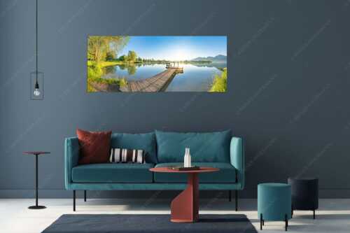 Blick in den Sonnenaufgang bei Schlehdorf am Kochelsee - Da sitzt di nieder II - Größe ca. 175x70cm, Seitenverhältnis 2,5:1 - Kochelsee bei Schlehdorf - weitere Infos unter https://www.kriner-weiermann.de