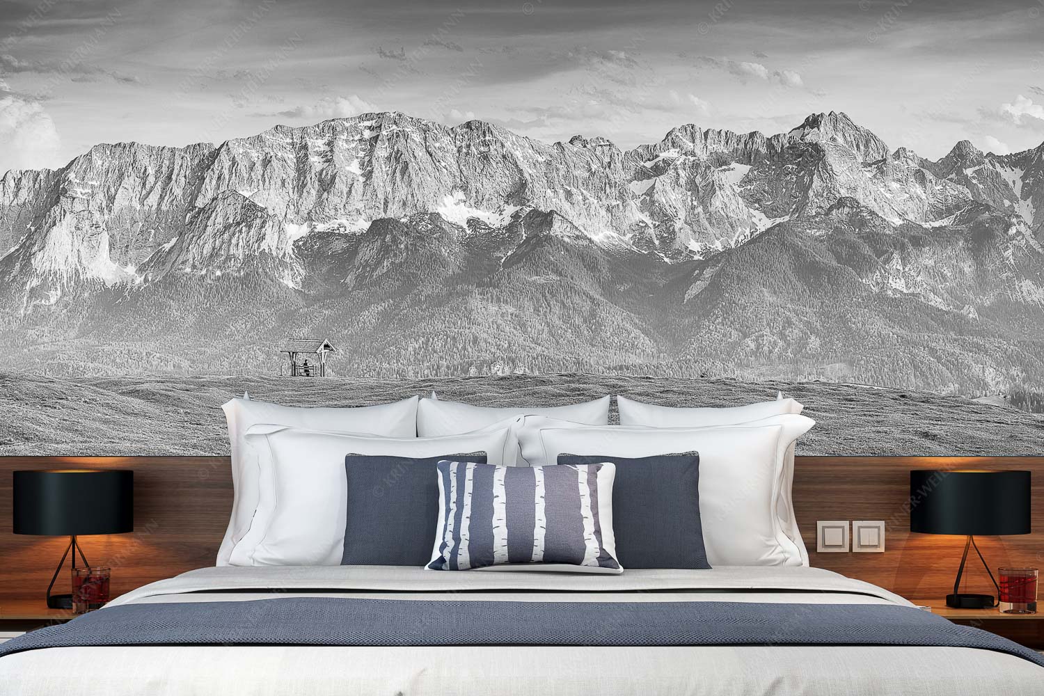 Der Blick ins Herz – Größe ca. 350x140cm, Seitenverhältnis 2,5:1 — Panorama am Wank Eines der schönsten Panoramen im Garmisch-Partenkirchen bietet die Aussicht vom Wank - Der Blick ins Herz - Größe ca. 350x140cm, Seitenverhältnis 2,5:1 - Panorama am Wank - weitere Infos unter https://www.kriner-weiermann.de