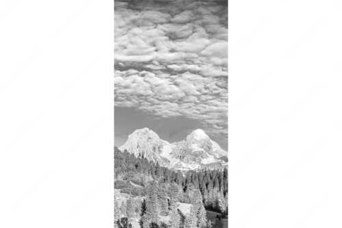 Blick über Schachenschloss zum Hochblassen und Alpspitze im Wettersteingebirge - Der höhere Unscheinbare - Seitenverhältnis 1:2 - Hochblassen und Alpspitze - weitere Infos unter https://www.kriner-weiermann.de