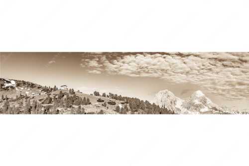 Blick über Schachenschloss zum Hochblassen und Alpspitze im Wettersteingebirge - Der höhere Unscheinbare - Seitenverhältnis 4:1 - Hochblassen und Alpspitze - weitere Infos unter https://www.kriner-weiermann.de