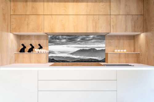 Blick ins Obere Isartal mit Estergebirge, Soierngebirge und Karwendel - Der letzte Tag beginnt - Größe ca. 120x60cm, Seitenverhältnis 2:1 - Sonnenaufgang Oberes Isartal - weitere Infos unter https://www.kriner-weiermann.de
