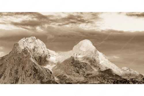 Blick zum Hochblassen und Alpspitze im ersten Tageslicht - Die Beiden II - Seitenverhältnis 2:1 - Alpspitze und Hochblassen - weitere Infos unter https://www.kriner-weiermann.de