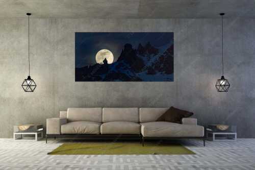 Zwei Skibergsteiger gegen den aufgehenden Vollmond an der Soiernspitze - Die Männer im Mond - Größe ca. 200x100cm, Seitenverhältnis 2:1 - Vollmond im Soierngebirge - weitere Infos unter https://www.kriner-weiermann.de