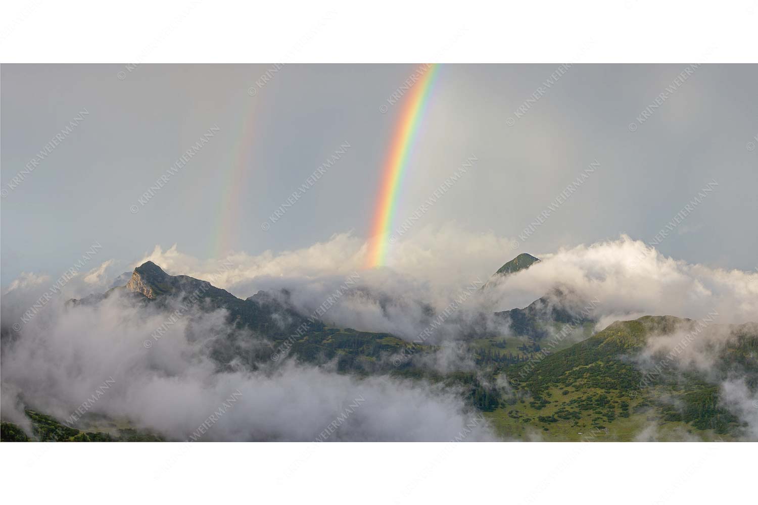 Die Stille danach – Seitenverhältnis 2:1 — Regenbogen an der Hohen Kiste Kurz nach einem Gewittersturm im Estergebirge entsteht ein doppelter Regenbogen