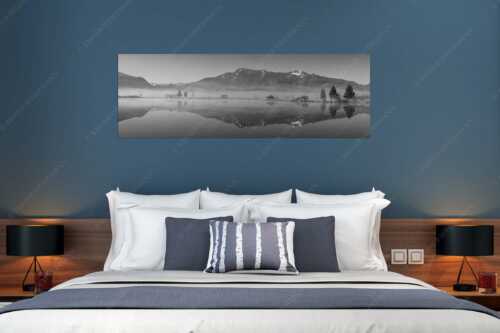 Morgenstimmung am Eichsee im Kochler Moos mit Blick zum Herzogstand bis hin zum Karwendel - Durchblick - Größe ca. 180x60cm, Seitenverhältnis 3:1 - Herzogstand und Heimgarten - weitere Infos unter https://www.kriner-weiermann.de