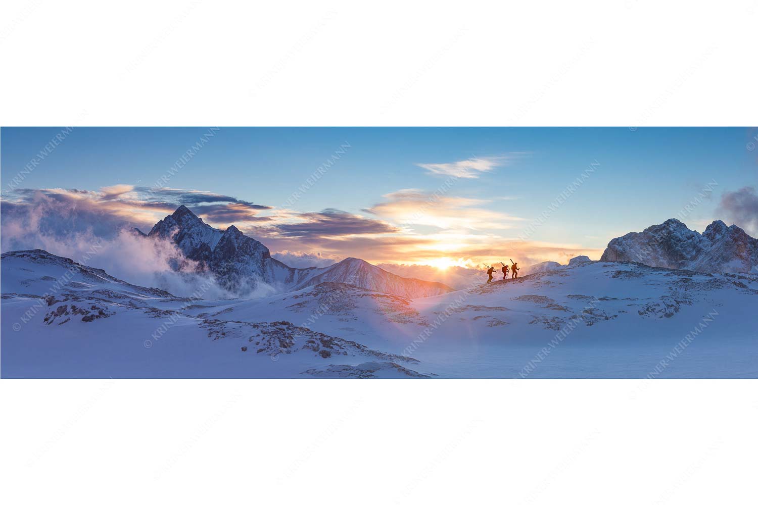 Early bird – Seitenverhältnis 3:1 — Sonnenaufgang im Zugspitzgebiet Am frühen Morgen unterwegs auf dem Zugspitzplatt