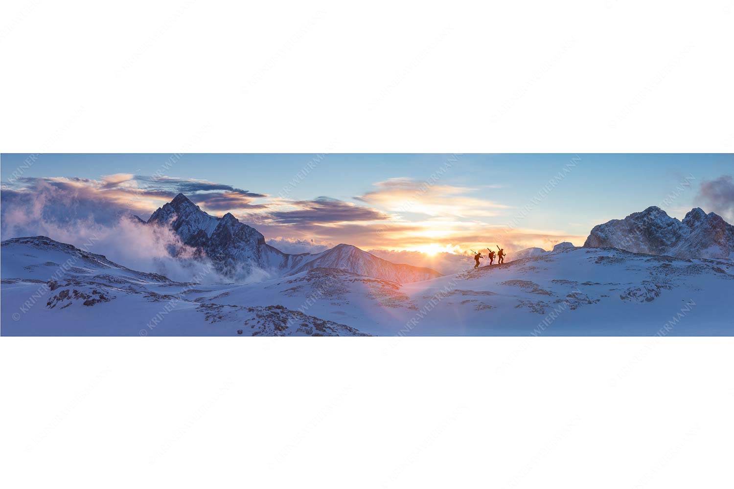 Am frühen Morgen unterwegs auf dem Zugspitzplatt