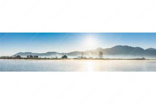 Blick über Eichsee in den Sonnenaufgang - Eichsee Sonnenaufgang - Seitenverhältnis 4:1 - Nebelstimmung - weitere Infos unter https://www.kriner-weiermann.de