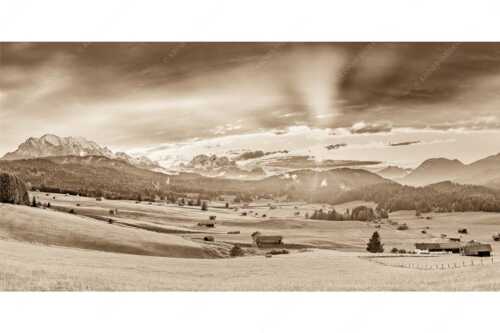 Blick in den Sonnenuntergang zwischen Wetterstein und Estergebirge - Ein kurzer Schauer - Seitenverhältnis 2:1 - Wetterstein und Estergebirge - weitere Infos unter https://www.kriner-weiermann.de