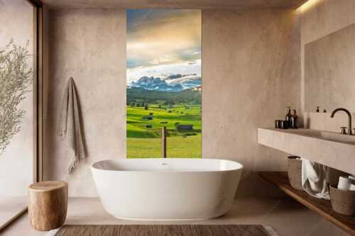 Blick in den Sonnenuntergang zwischen Wetterstein und Estergebirge - Ein kurzer Schauer - Größe ca. 100x200cm, Seitenverhältnis 1: - Wetterstein und Estergebirge - weitere Infos unter https://www.kriner-weiermann.de