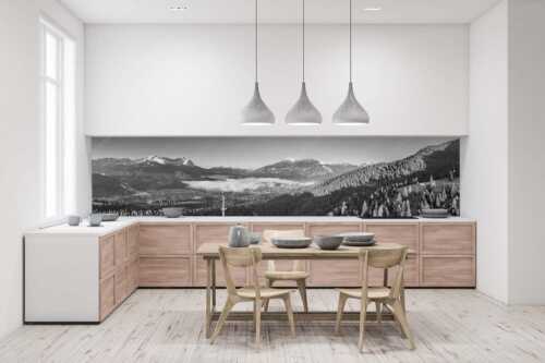 Blick über Garmisch-Partenkirchen mit Kramer und Zugspitzmassiv - Ein Morgen über GaPa - Größe ca. 400x100cm, Seitenverhältnis 4:1 - Garmisch-Partenkirchen mit Kramer und Zugspitze - weitere Infos unter https://www.kriner-weiermann.de