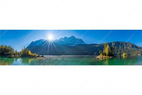 Blick über Eibsee zur Zugspitze - Einsame Bucht - Seitenverhältnis 4:1 - Sonnenaufgang am Eibsee mit Zugspitze - weitere Infos unter https://www.kriner-weiermann.de