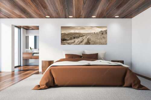 Bergschafe auf der ersten Weide im Frühling bei Garmisch-Partenkirchen mit Blick zum Zugspitzmassiv - Erste Weide - Größe ca. 200x80cm, Seitenverhältnis 2,5:1 - Schafe bei Garmisch-Partenkirchen - weitere Infos unter https://www.kriner-weiermann.de