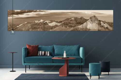 Blick an der Birkkarspitze vorbei zur großen Seekarspitze - Erstes Licht Birkkarspitze - Größe ca. 350x70cm, Seitenverhältnis 5:1 - Sonnenaufgang im Karwendel - weitere Infos unter https://www.kriner-weiermann.de