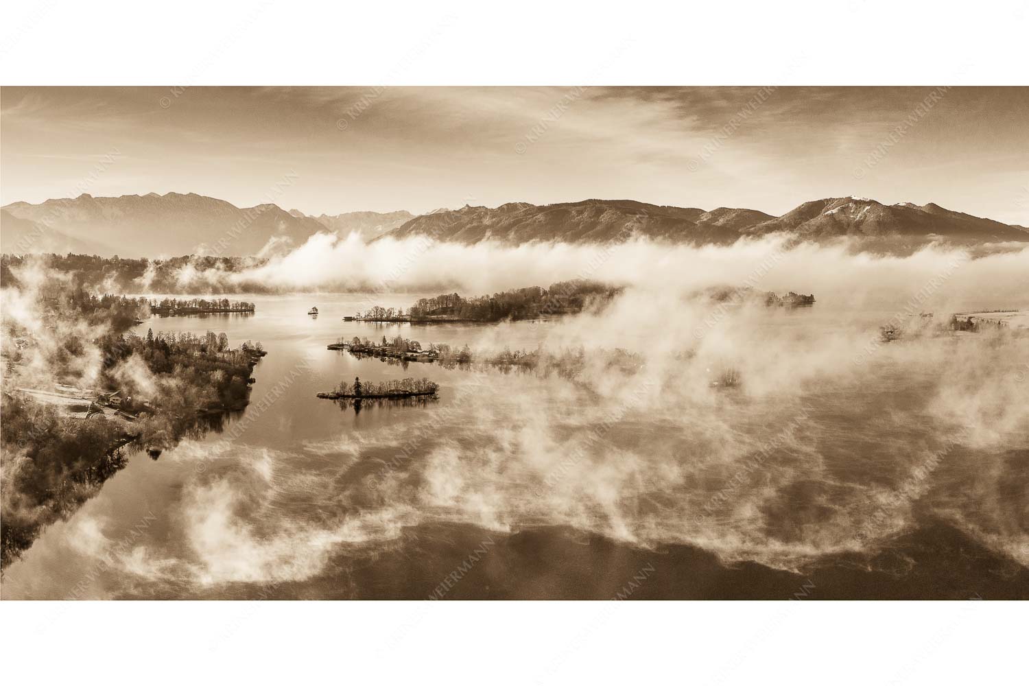 Es lichtet sich – Seitenverhältnis 2:1 — Staffelsee Nebel Murnau Seehausen Blick über die Nebel am Staffelsee