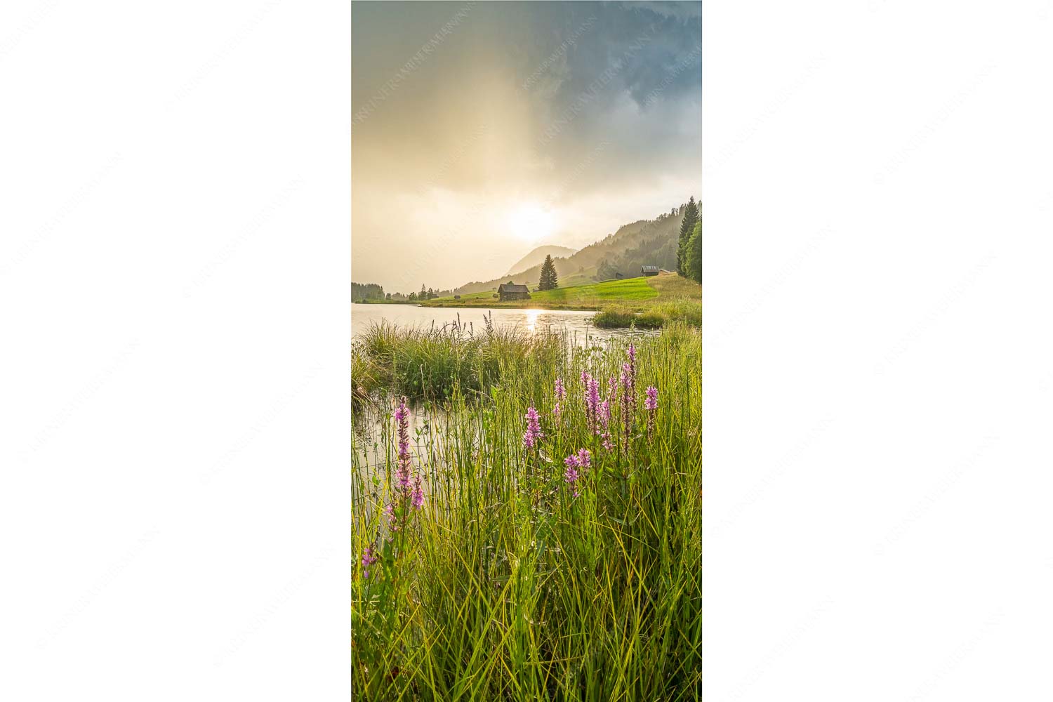 Gewitterregen über dem Geroldsee
