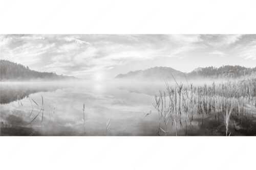 Aufgehende Sonne über dem Barmsee mit Soierngebirge - Feinster Morgen - Seitenverhältnis 2,5:1 - Sonnenaufgang am Barmsee - weitere Infos unter https://www.kriner-weiermann.de