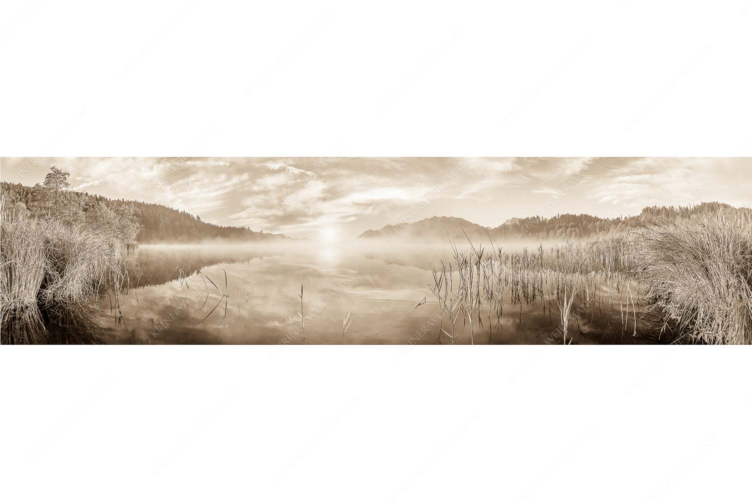 Feinster Morgen – Seitenverhältnis 4:1 — Sonnenaufgang am Barmsee Aufgehende Sonne über dem Barmsee mit Soierngebirge