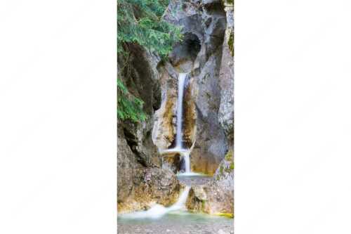Einer der vielen Wasserfälle am Heckenbach bei Kochel - Feng Shui - Seitenverhältnis 1:2 - Wasserfall bei Kochel - weitere Infos unter https://www.kriner-weiermann.de