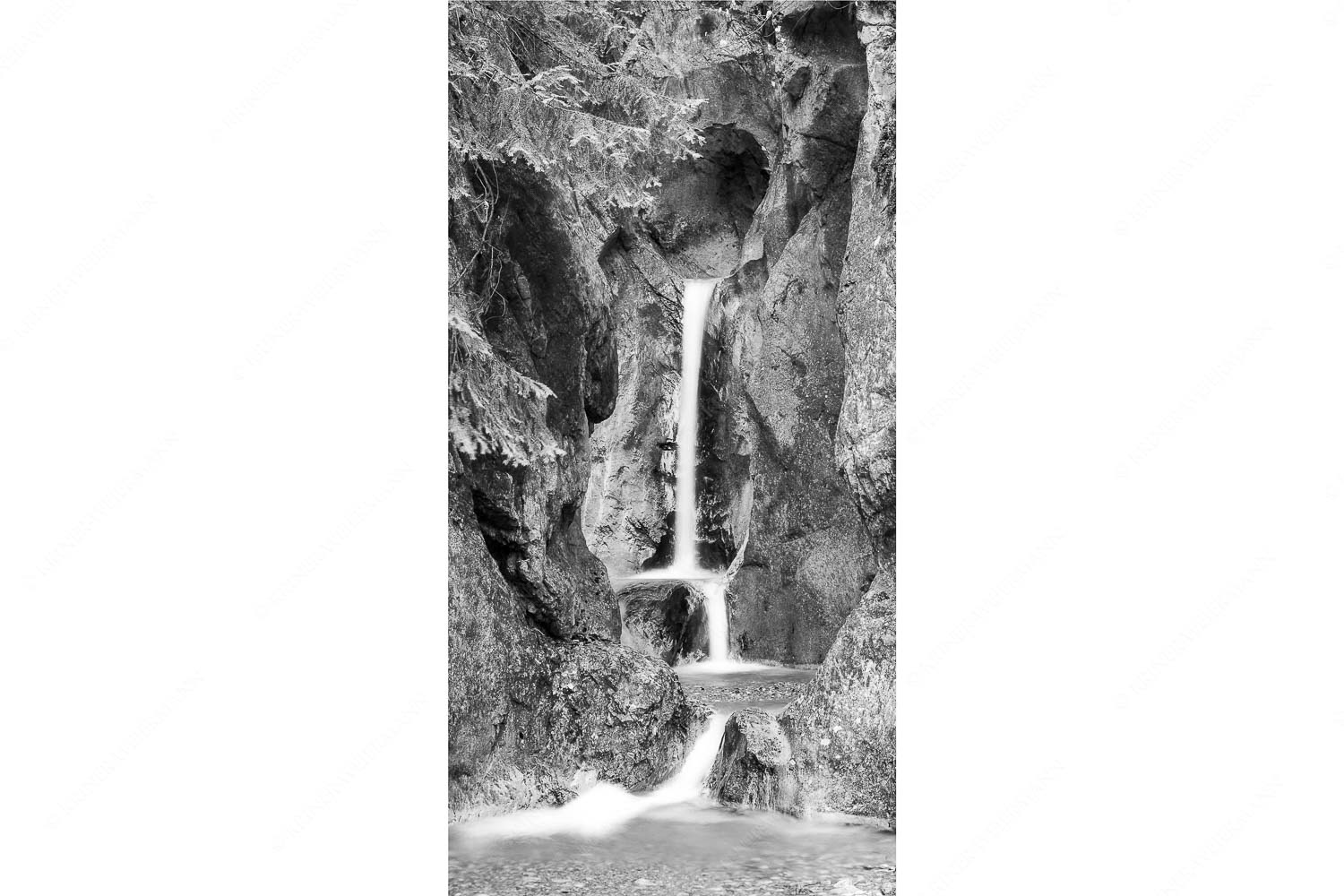 Feng Shui – Seitenverhältnis 1:2 — Wasserfall bei Kochel Einer der vielen Wasserfälle am Heckenbach bei Kochel