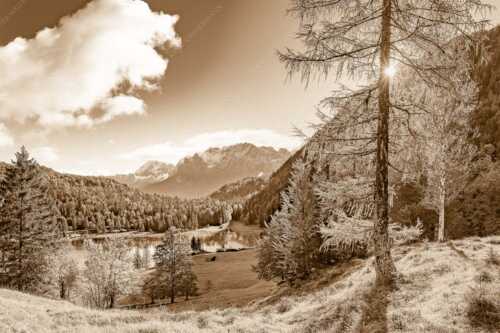 Blick über Ferchensee aufs Karwendel - Ferchenseeherbst - Seitenverhältnis 3:2 - Ferchensee mit Karwendel - weitere Infos unter https://www.kriner-weiermann.de