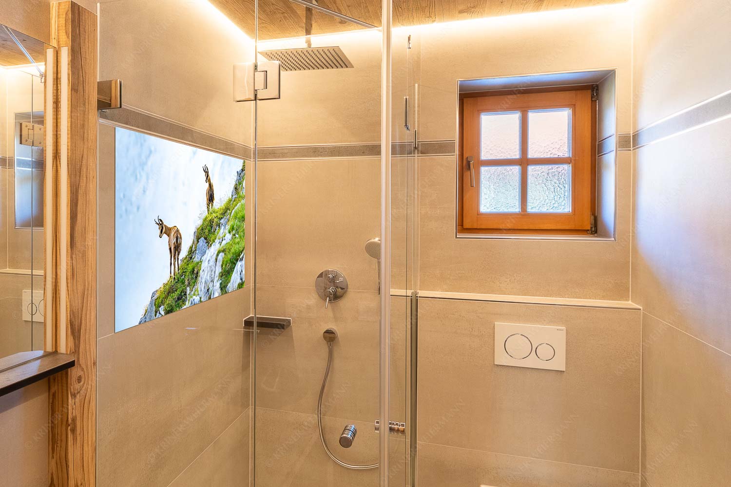 Aufmerksame Gämsen im Karwendelgebirge - Fest im Blick - Größe ca. 120x80cm, Seitenverhältnis 3:2 - Gämsen im Karwendel - weitere Infos unter https://www.kriner-weiermann.de