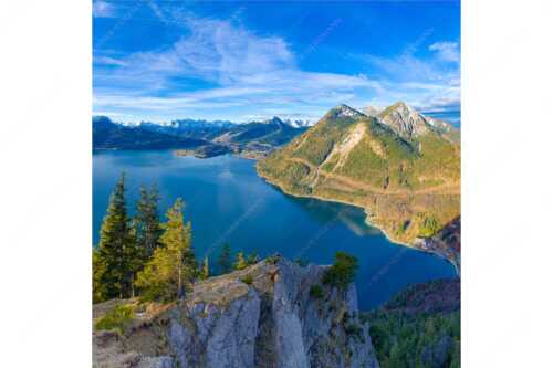 Blick über Walchensee zum Herzogstand - Fiordlands - Seitenverhältnis 1:1 - Walchensee Fahrenberg und Herzogstand - weitere Infos unter https://www.kriner-weiermann.de
