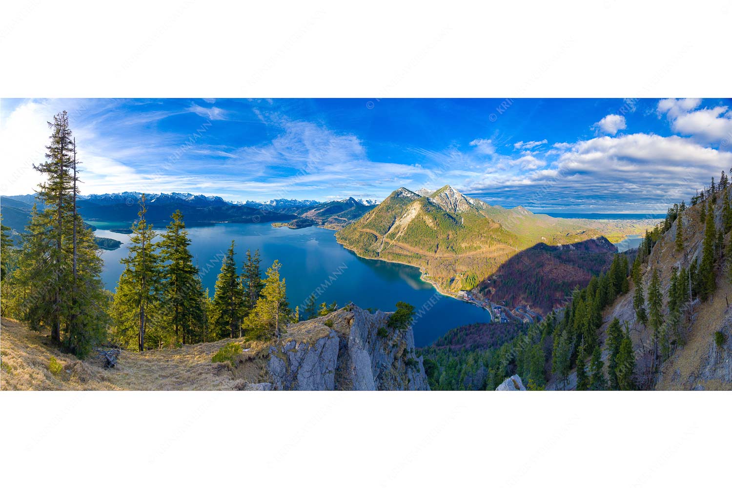Fiordlands – Seitenverhältnis 2,5:1 — Walchensee Fahrenberg und Herzogstand Blick über Walchensee zum Herzogstand
