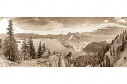 Blick über Walchensee zum Herzogstand - Fiordlands - Seitenverhältnis 2,5:1 - Walchensee Fahrenberg und Herzogstand - weitere Infos unter https://www.kriner-weiermann.de