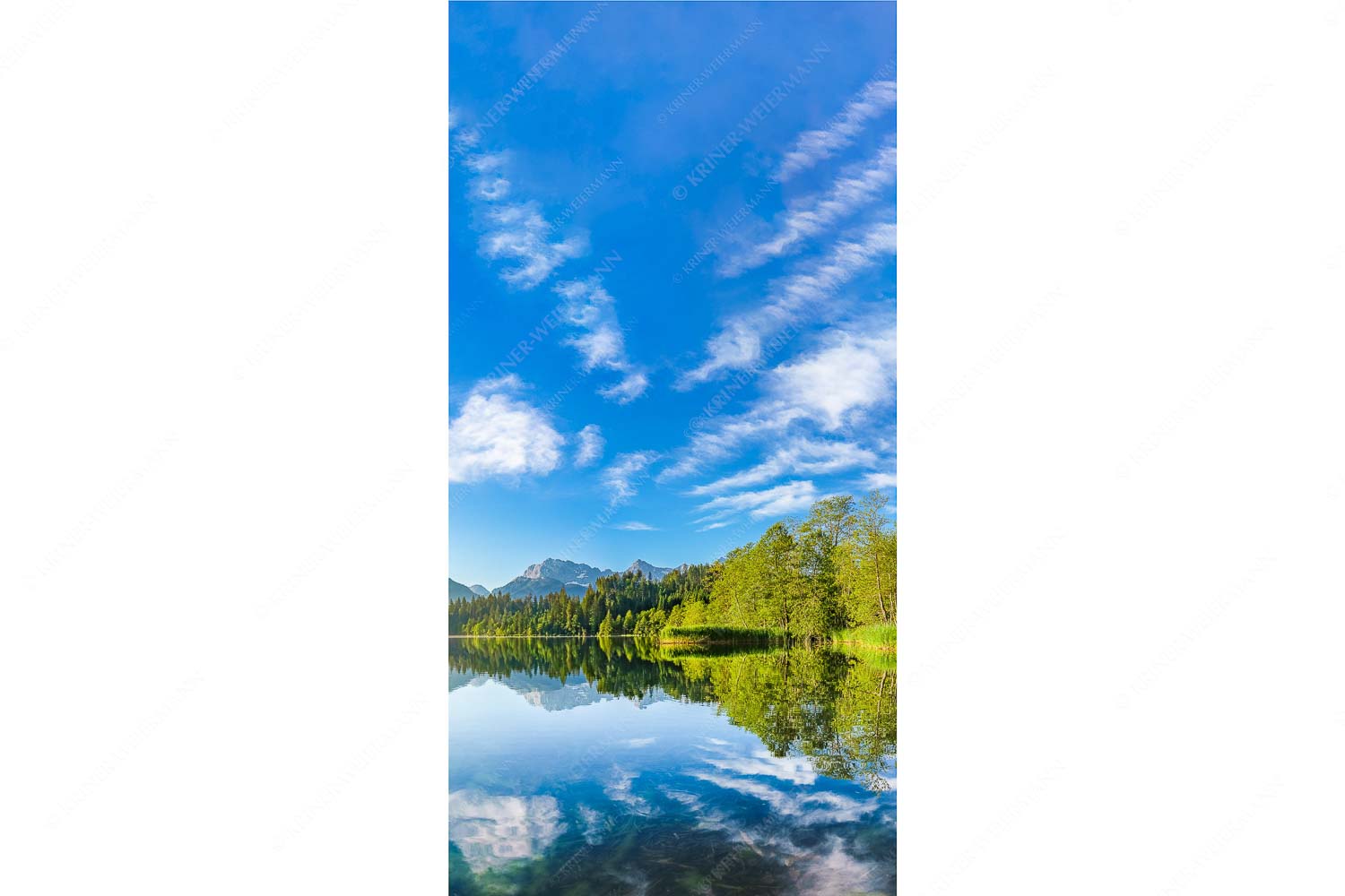 Sonnenaufgang am Barmsee mit Blick zum Karwendel - Freudiger Morgen - Seitenverhältnis 1:2 - Barmsee mit Soiern und Karwendel - weitere Infos unter https://www.kriner-weiermann.de