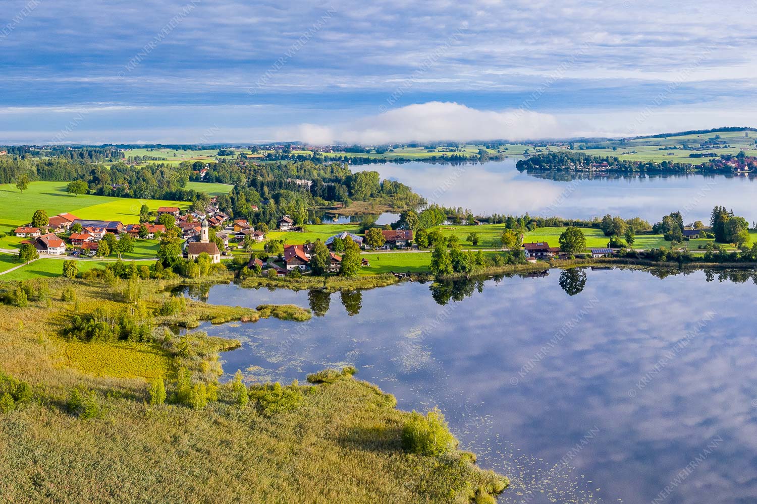 Froschhausen – Seitenverhältnis 3:2 — Riegsee und Froschhauser See Blick über Froschhauser- und Riegsee