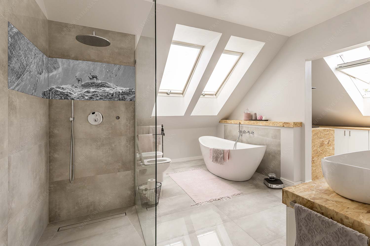 Gämsen mit Kitz im Karwendelgebirge - Gamslan - Größe ca. 240x60cm, Seitenverhältnis 4:1 - Gämsen im Karwendel - weitere Infos unter https://www.kriner-weiermann.de