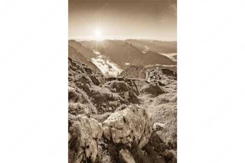 Blick von der Gehrenspitze im Wetterstein übers Leutaschtal in den Sonnenaufgang - Gehrenspitzmorgen - Seitenverhältnis 2:3 - Gehrenspitze mit Leutaschtal - weitere Infos unter https://www.kriner-weiermann.de