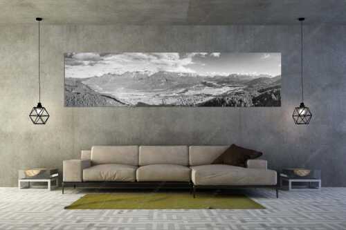 Blick über Oberes Isartal ins Karwendel- und Wettersteingebirge - Gelobtes Land - Größe ca. 320x80cm, Seitenverhältnis 4:1 - Wallgau und Krün im Oberen Isartal - weitere Infos unter https://www.kriner-weiermann.de