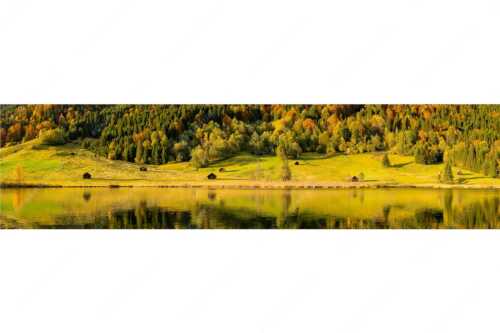 Wiesmahtstadel am Geroldsee - Geroldseestadel - Seitenverhältnis 4:1 - Herbst am Geroldsee - weitere Infos unter https://www.kriner-weiermann.de