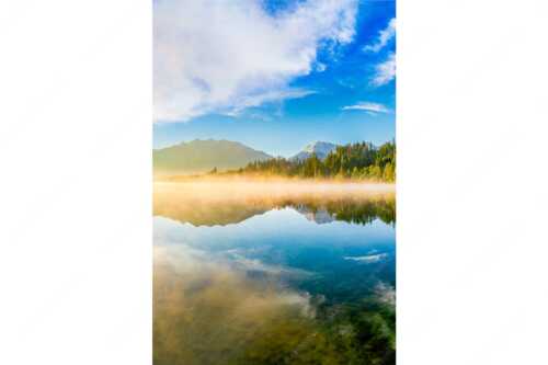Sommermorgen am Barmsee mit Soiern- und Karwendelgebirge - Gespiegelt - Seitenverhältnis 2:3 - Spiegelung am Barmsee mit Soierngebirge - weitere Infos unter https://www.kriner-weiermann.de
