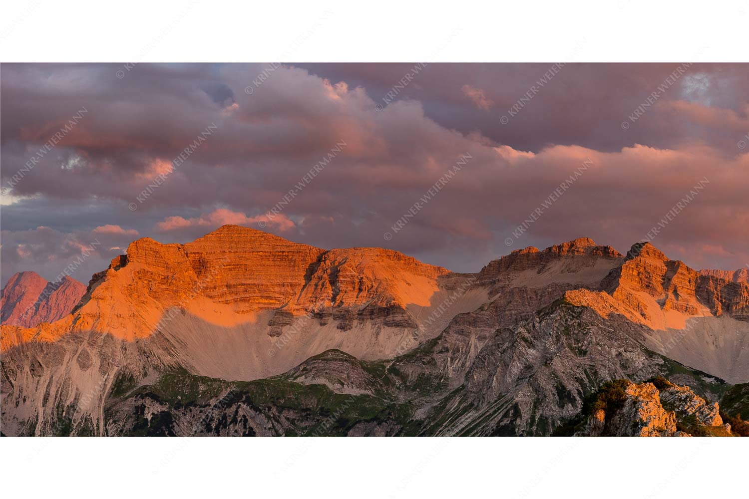 Warmes letztes Tageslicht an der Soiernspitze und im Soierngebirge
