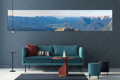 Blick von Großer Arnspitze ins Obere Isartal - Gipfel Große Arnspitze - Größe ca. 350x70cm, Seitenverhältnis 5:1 - Arnspitze vor Krün und Wallgau - weitere Infos unter https://www.kriner-weiermann.de